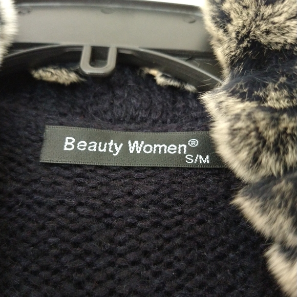 Long Fur-Trim cardigan - Picture 6 of 10